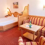 Unser Berghof Hotel 4*