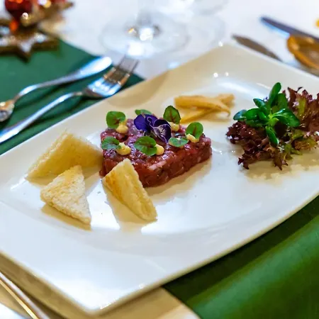 酒店 Unser Berghof 4*