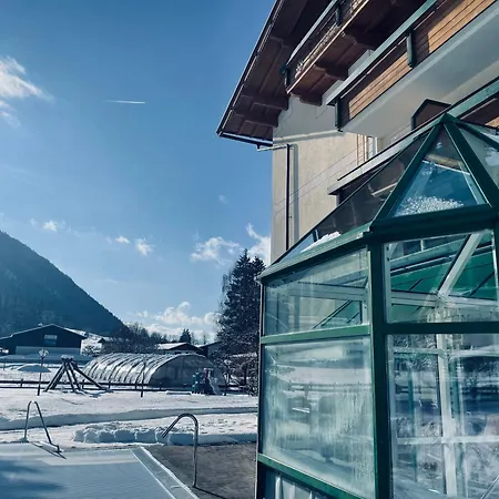 Unser Berghof 4*