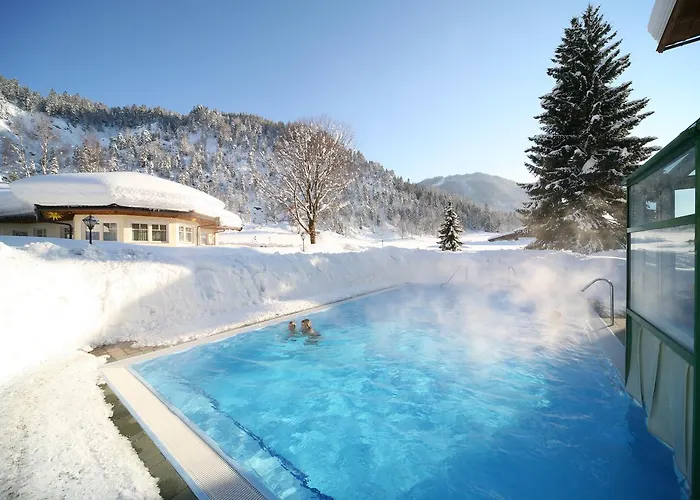 Unser Berghof فندق 4*